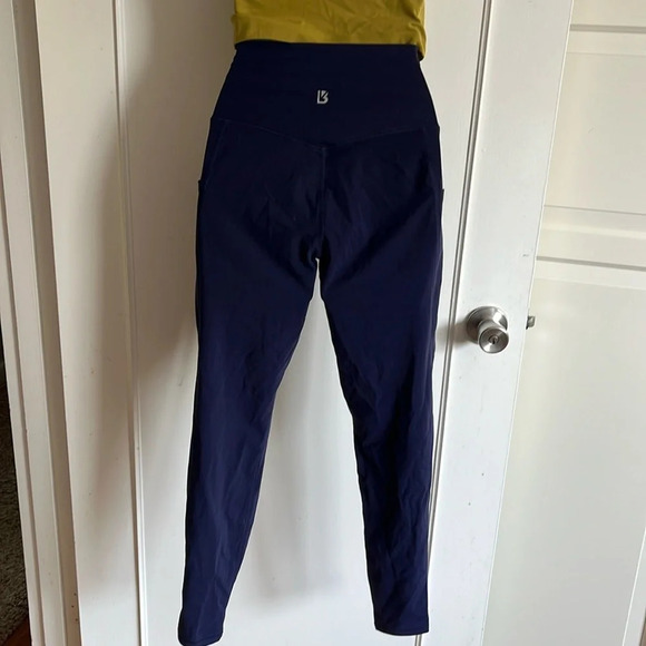 BuffBunny Collection  Rosa 
Pocket  Legging Nubre  Purple, 
 Size medium - Picture 5 of 12